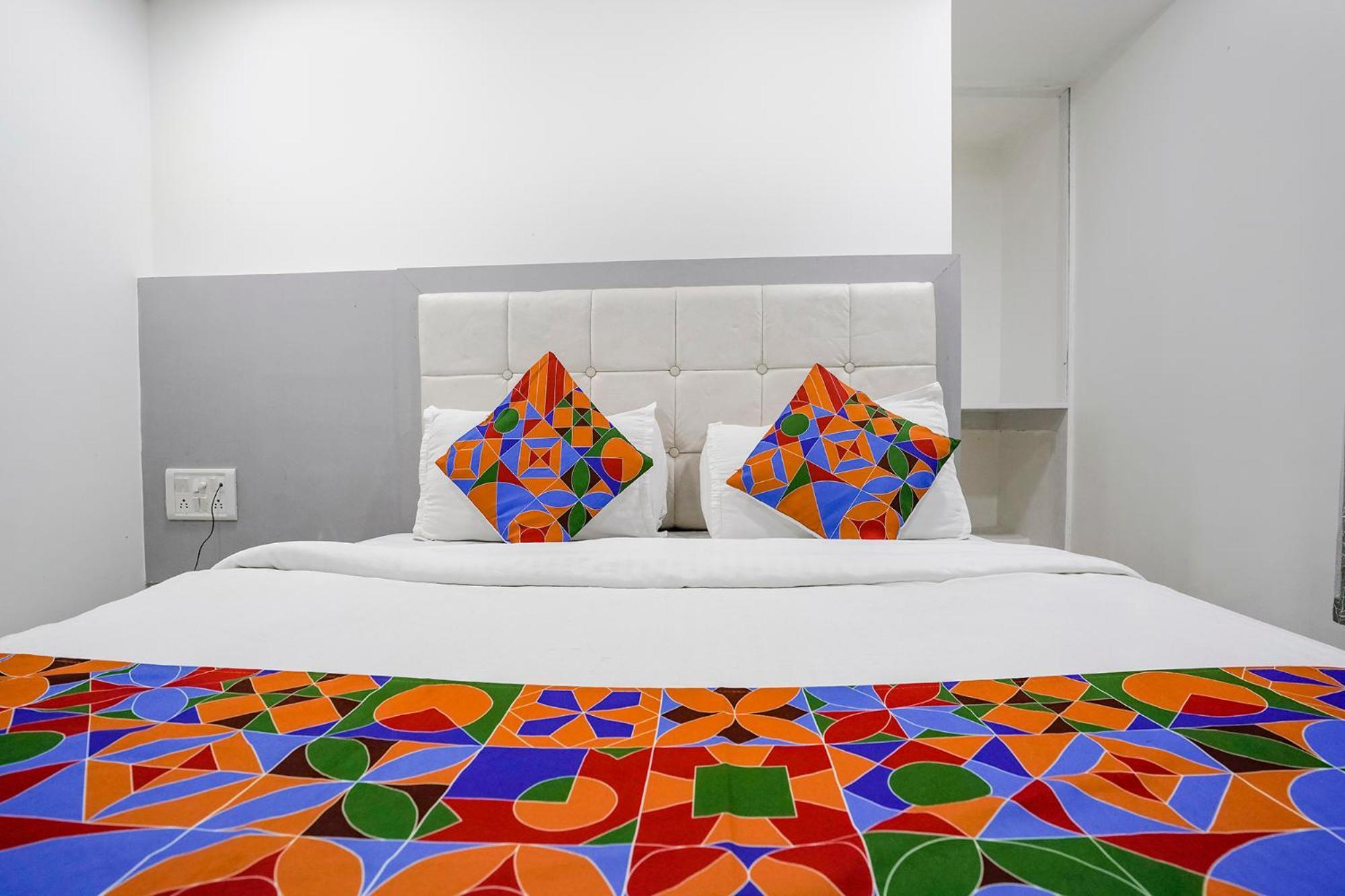 Fabexpress Park Residency - Nr Mumbai International Airport 호텔 외부 사진